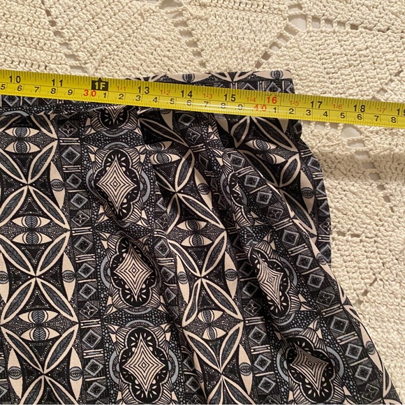 Chic Silky Shorts - Picture 8 of 8